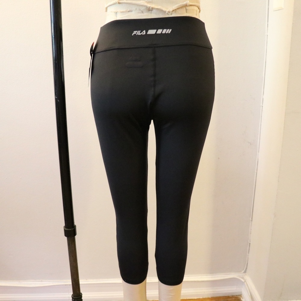 NEW Fila Black Platinum 3/4 Capri  Black/Blue Leggings - Picture 9 of 15